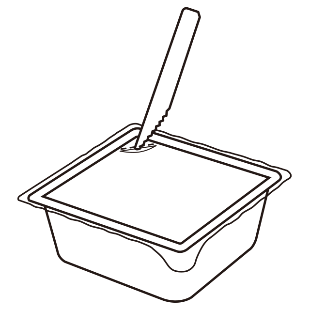 破裂防止のため、添付のナイフでカップ上部のシール面を図1のように五ミリほど切り込みを入れて加熱してください。